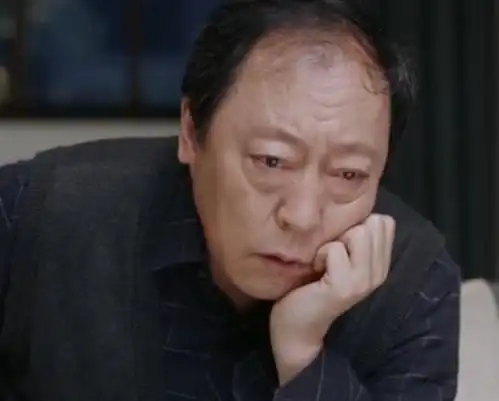 比肩扫黑风暴的新剧,看到张译收视稳了,看到女主捏把汗
