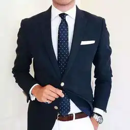我只和穿西装的男人谈恋爱,对他们就是这么没抵抗力
