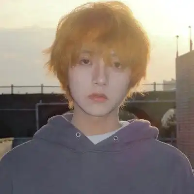 高冷头像男真人qq头像