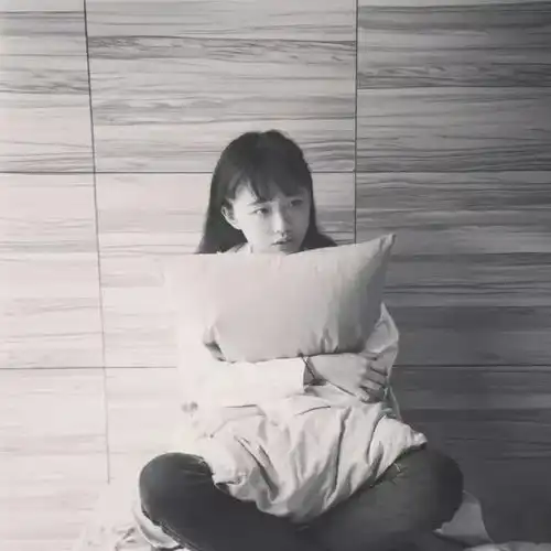cp头像总有人说你变了,但没人问你经历过什么
