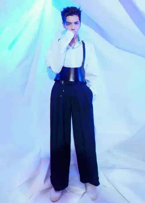 心动狙击他是你穿白衬衫的初恋男友吗
