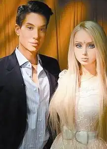 美国18岁真人芭比无比吸睛盘点混淆视觉的芭比们
