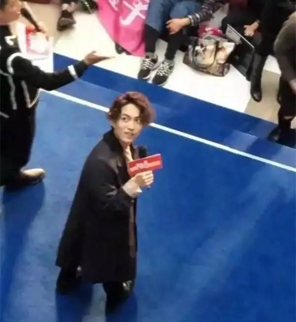 郑爽才是为女演员正名的身高标杆杨洋为了跟她对戏得踩高跷
