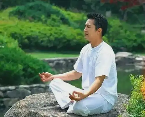 凡是患大病和急病的人,都有先兆的老中医看面色就可得出结果