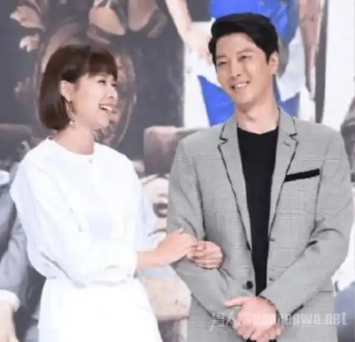 李东健赵伦熙离婚未婚先孕奉子成婚网友渣得彻底
