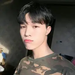 美少男头像沦陷爱河的少男微信头像图片大全
