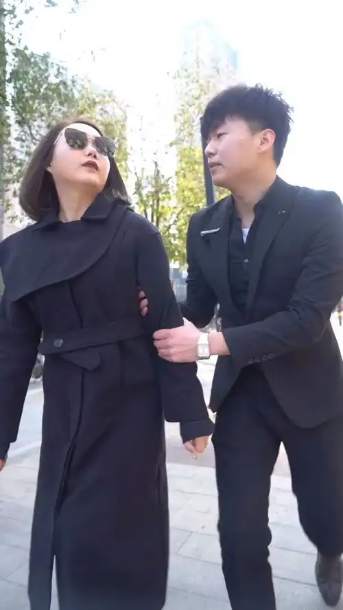 做男人要大气,对老婆千万不能太小气
