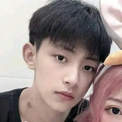 世界上唯一的你个性时尚的非主流男生qq头像
