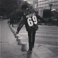 我们赌一场赌注是再也不见
