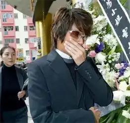 大半个娱乐圈男神的欲望,却被一个渣男毁了