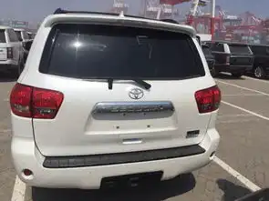 美规丰田5700霸气商务车16款丰田红杉雷测现车
