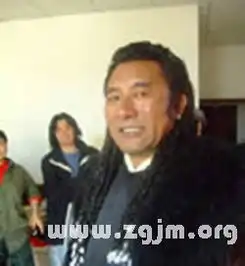 洛桑群培个人资料金马奖影帝洛桑群培
