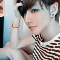 一心一意只对你好2012最新可爱清新的阿宝色小男生头像
