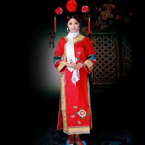 说起旗袍,不得不谈到一个男人和两个女人
