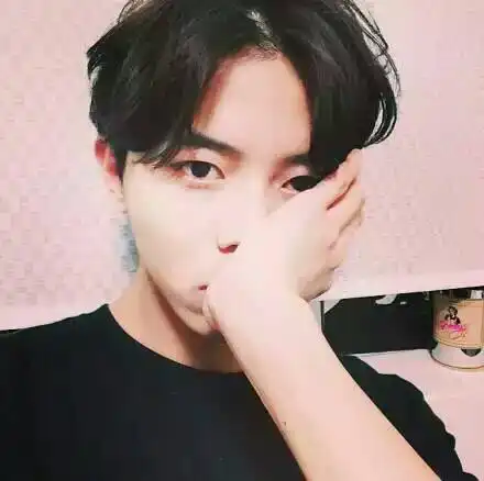 男生头像,不要动漫,不带字
