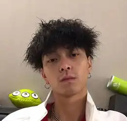 还在花钱渣男锡纸烫教你在家3分钟就搞定
