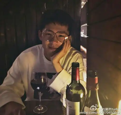 如何评价演员刘昊然
