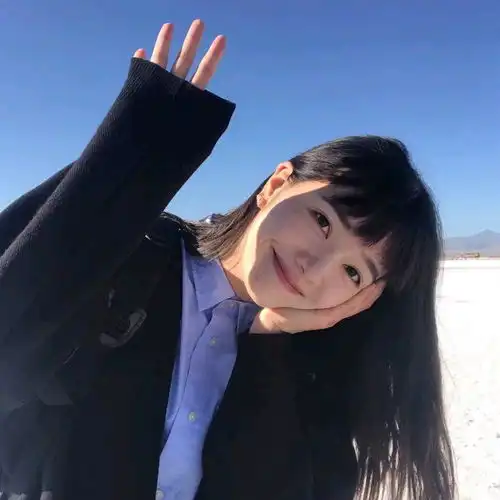 有什么推荐小众的蓝色女头
