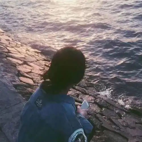 臭不要脸用英文怎么说,iloveu
