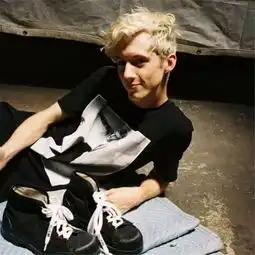 男生头像丨如果与你相遇是我的好运那么其他的事情也一定不坏
