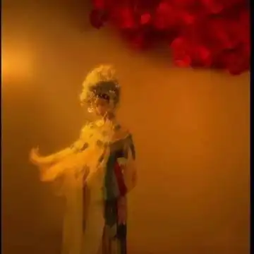 唯美文艺戏子头像男
