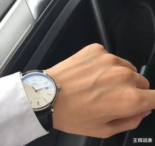 男士首款腕表如何选择盘点三款知名正装范儿,第一款谁都认识
