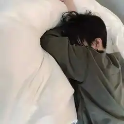 头像善良没用,你得漂亮,还得有钱
