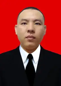 ps大神帮我把头像p到黑色西装白色衬衫加黑色领带呗高清的图清晰点谢谢啦坐等

