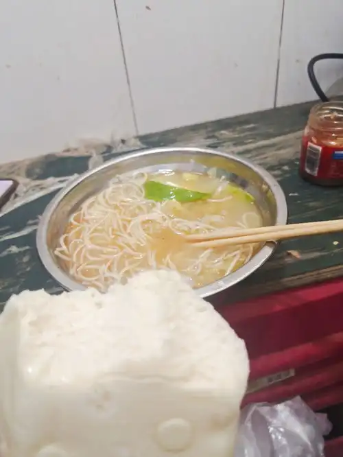 一个老男人的午餐
