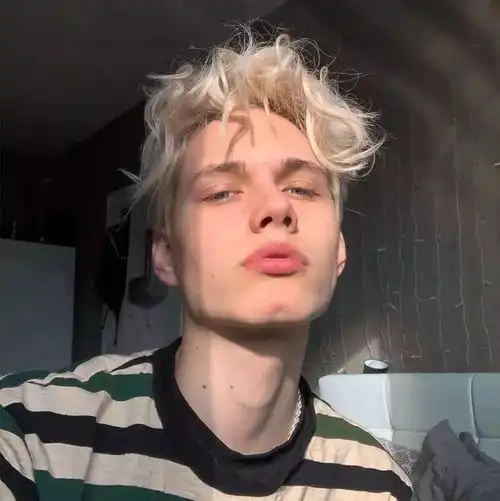 头像你要吃饺子不我这配料有了
