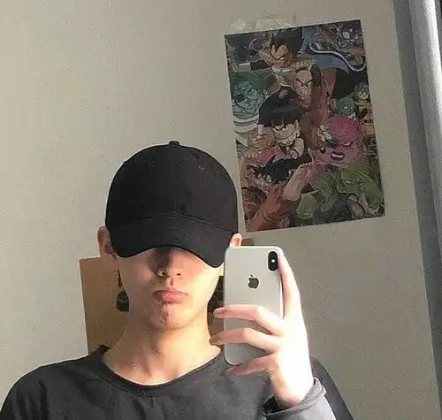 恋爱后,女生做到这3不主动,保证让男票更爱你
