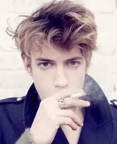 男孩有几种烫的发型男生各种烫发发型
