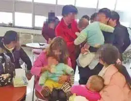 女学生产三胞胎续男友另一个女友也怀孕
