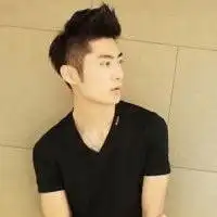 男生有什么样的发型好看,要有名字的
