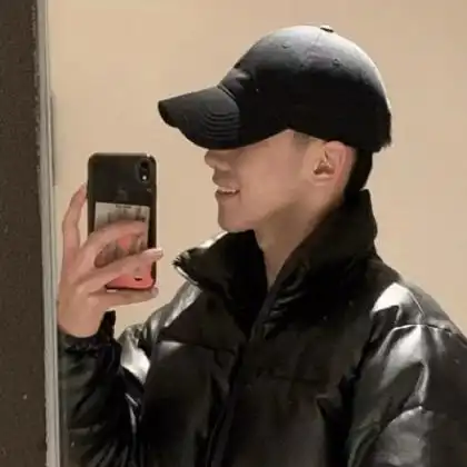 网络男神男生撩妹适合用的头像,人生何必如初见
