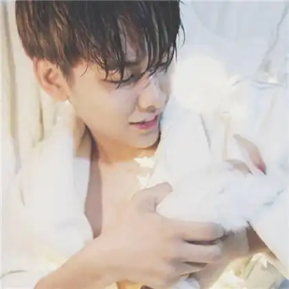 男生头像帅气阳光真人,这么帅暗恋的人没有
