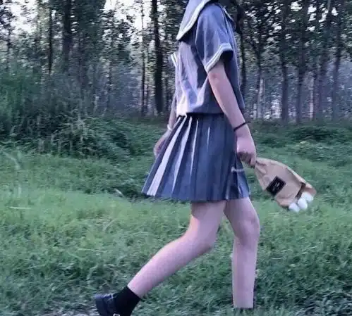 女孩性姨妈期,这5食物使劲吃,不仅能排污血,还能瘦身经期
