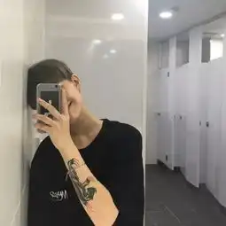 头像一见如故,生万千欢喜心
