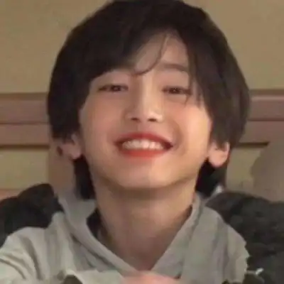 超帅男头时间过得很慢,像落单的男生头像我要个性网
