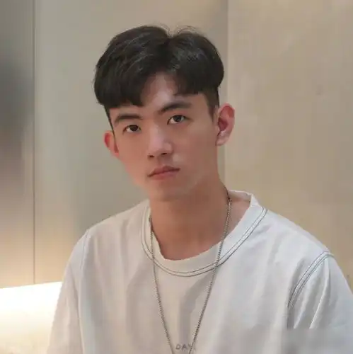 男孩过了25留什么发型今日头条
