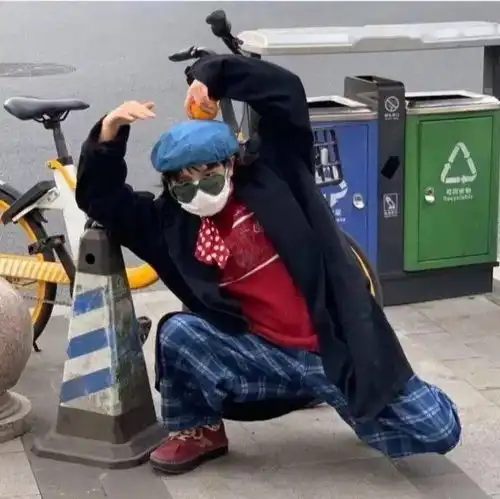 今日头像你的好运正在派件
