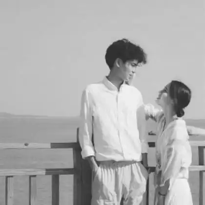 情侣头像黑白霸气双人,你是我的最爱
