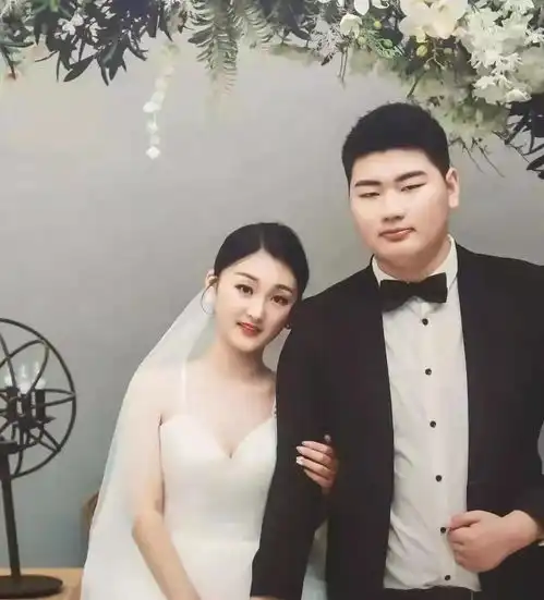 陈亚男发文公布和朱单伟离婚,退回全部彩礼钱,爆前不久被跟踪
