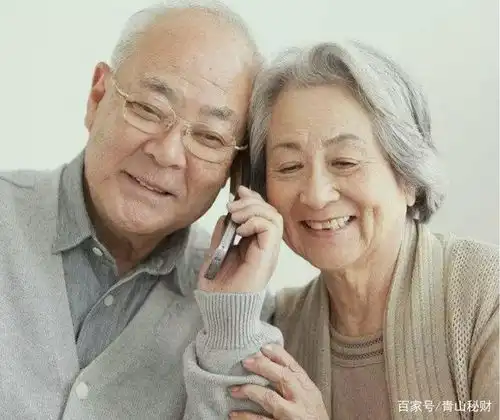 有人说退休老人之间的区别,在于退休金和健康,你怎么看
