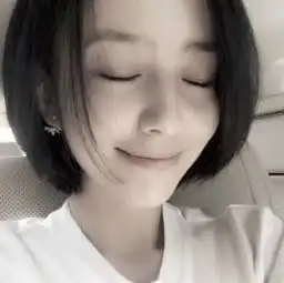 离开渣男后的佟丽娅越来越美了
