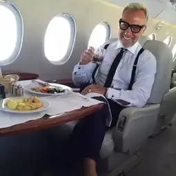 拥有这样状态的男人,90岁也是女人一生的春药
