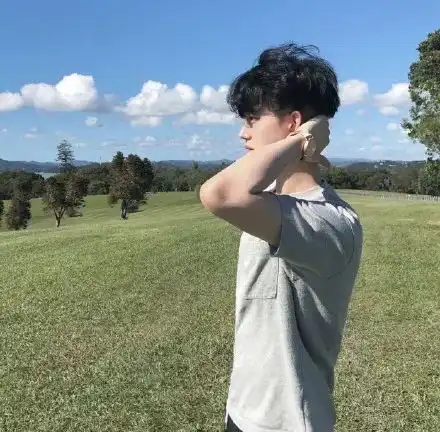 最帅的男士蓬松卷卷头发型都在这了
