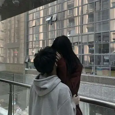 最好的关系是你懂我的不容易
