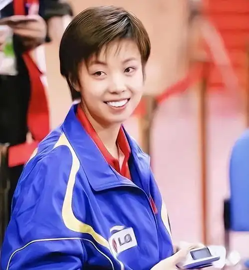 身价300亿的徐威,宠了袁立12年,为何转身娶了世界冠军张怡宁
