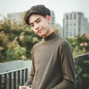 这个网红小哥哥是谁
